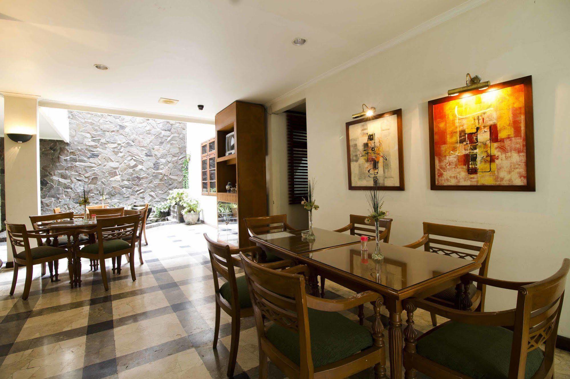 Reddoorz @ Dago Hotel Bandung Luaran gambar